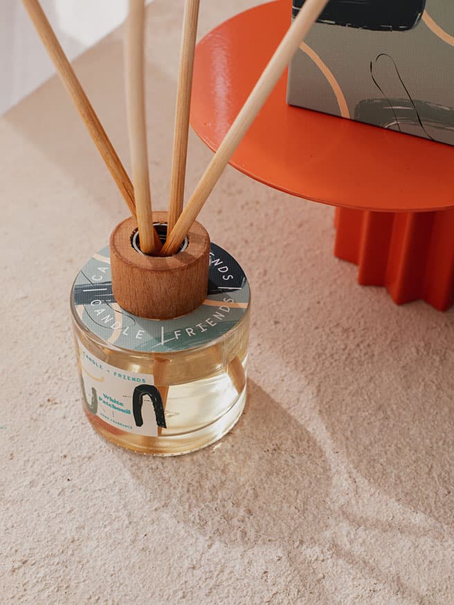 Candle + Friends No 4 White Patchouli Çubuklu Oda Kokusu