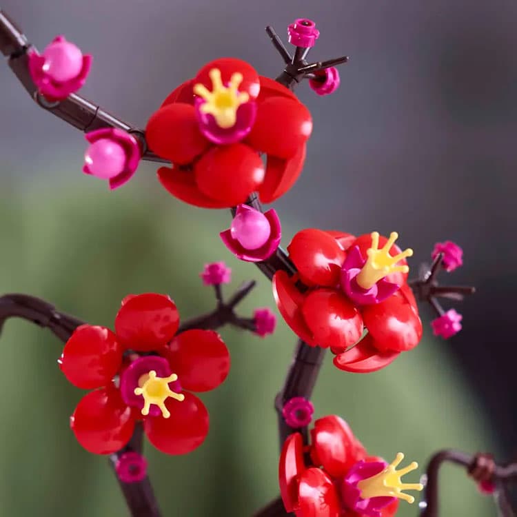 LEGO Botanicals Erik Çiçeği - 327 Parça (10369) — görsel 5