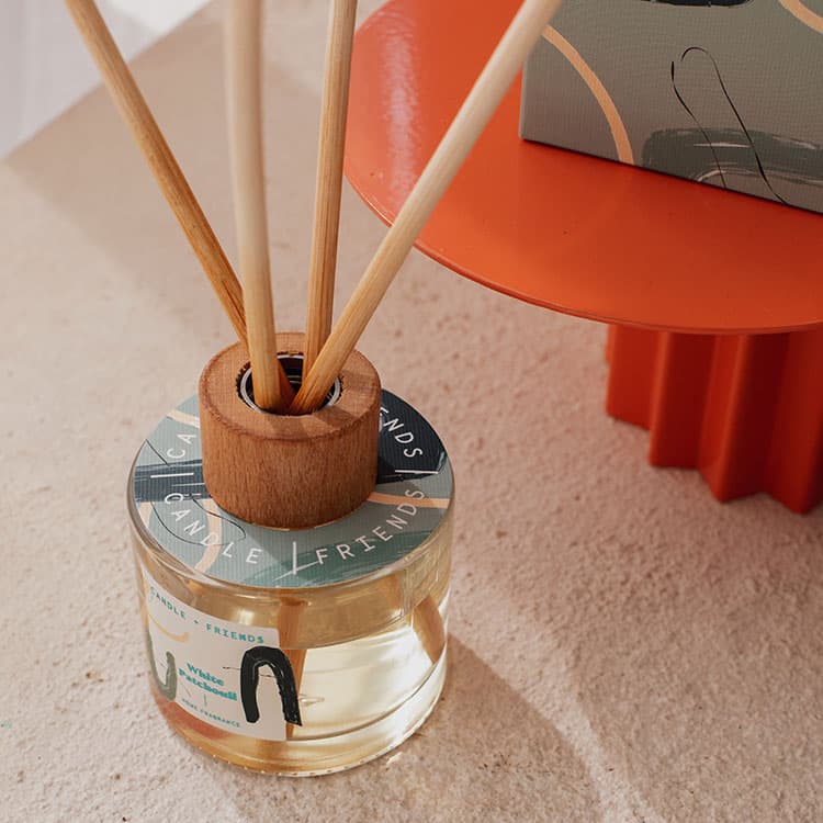 Candle + Friends No 4 White Patchouli Çubuklu Oda Kokusu — görsel 5