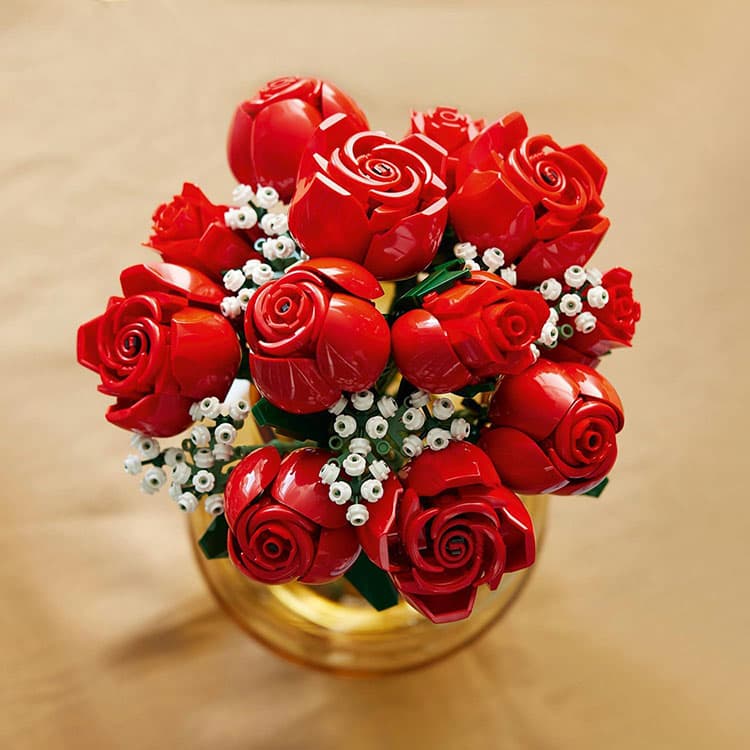 LEGO Botanicals Gül Buketi - 822 Parça (10328) — görsel 3
